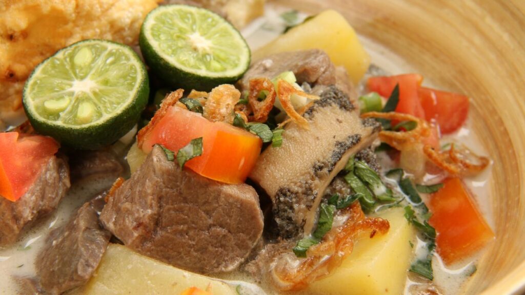 soto betawi - kuliner.generaz.id (4)